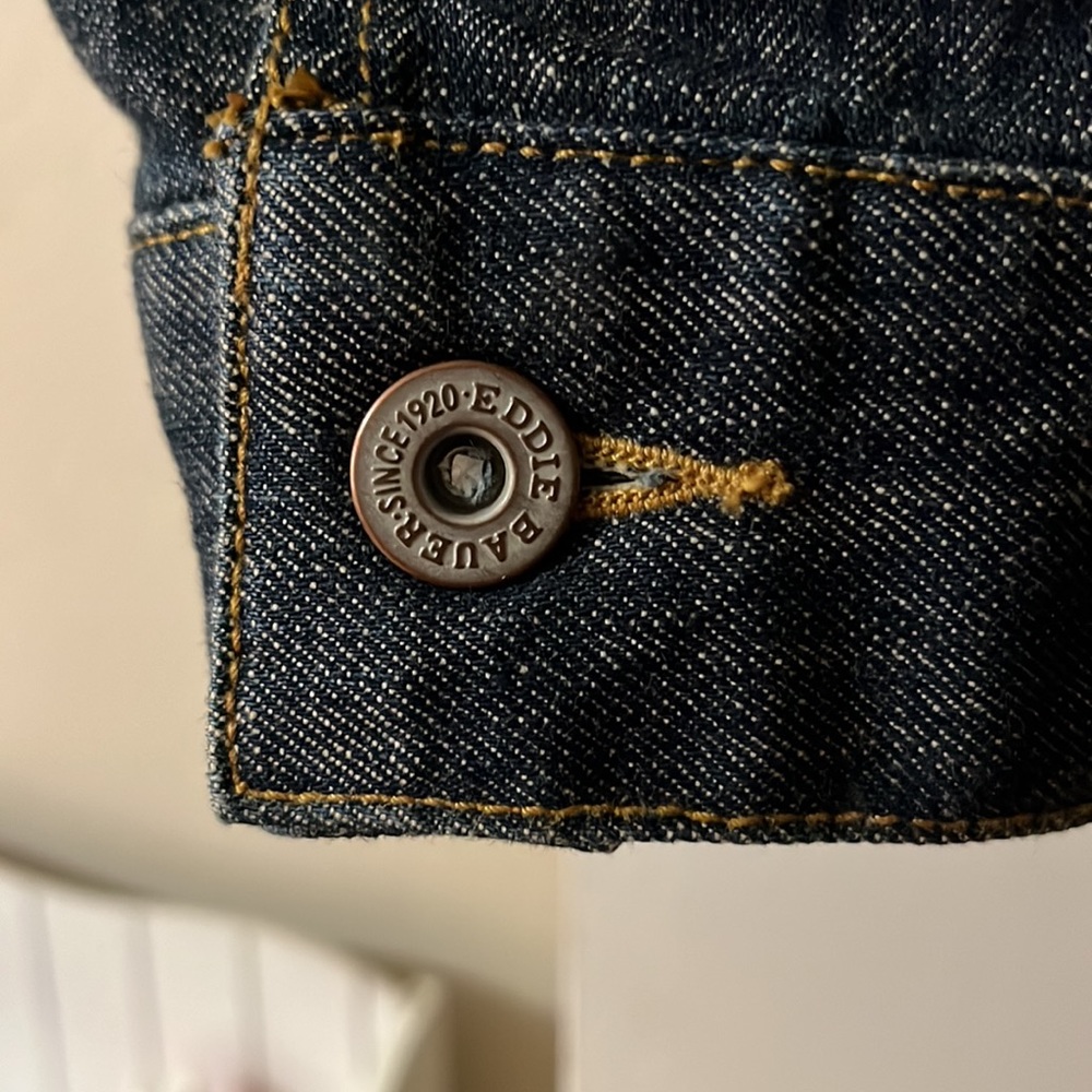 Eddie Bauer large denim jacket good condition - Picture 5 of 5